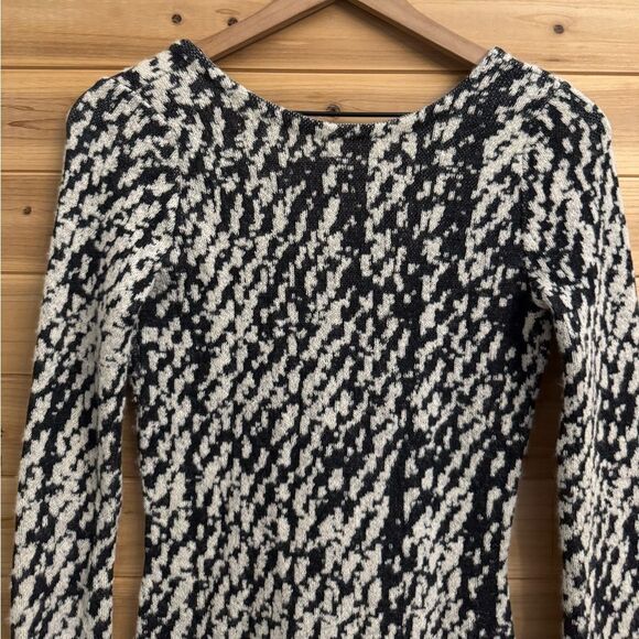 L’ogan Size 2/XSmall Low Back Baby Alpaca Knee Length Long Sleeve Dress - Picture 6 of 14